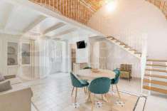 Foto Casa Indipendente in Vendita, pi di 6 Locali, 600 mq (Ugento)