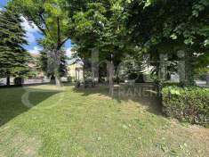 Foto Casa Indipendente in Vendita, pi di 6 Locali, 750 mq (Parma)