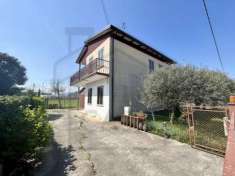 Foto Casa indipendente in vendita a Abano Terme - 4 locali 130mq