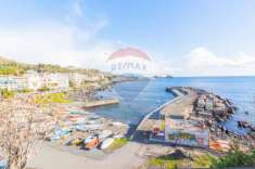 Foto Casa indipendente in vendita a Aci Castello