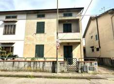 Foto Casa indipendente in vendita a Agliana