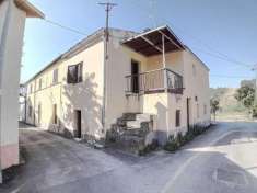 Foto Casa indipendente in vendita a Alanno - 5 locali 75mq