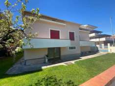 Foto Casa indipendente in vendita a Alba Adriatica