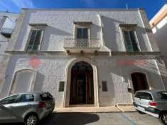 Foto Casa indipendente in vendita a Alberobello - 20 locali 1200mq