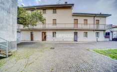 Foto Casa indipendente in vendita a Albizzate