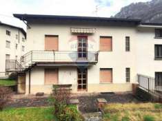 Foto Casa indipendente in vendita a Angolo Terme - 16 locali 500mq