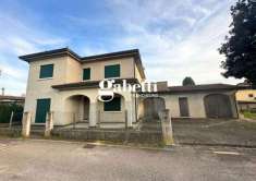 Foto Casa indipendente in vendita a Arre