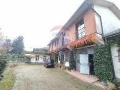 Foto Casa indipendente in vendita a Arsago Seprio
