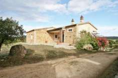 Foto Casa indipendente in vendita a Arzachena - 6 locali 200mq