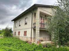 Foto Casa indipendente in vendita a Assisi