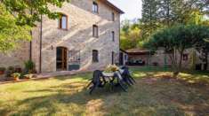 Foto Casa indipendente in vendita a Assisi