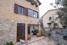 Foto Casa indipendente in vendita a Assisi