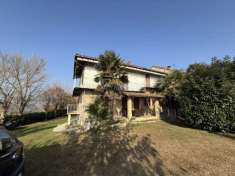 Foto Casa indipendente in vendita a Asti