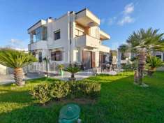 Foto Casa indipendente in vendita a Bacoli