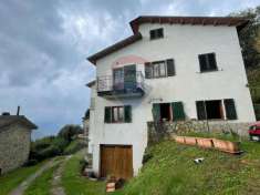 Foto Casa indipendente in vendita a Bagni Di Lucca