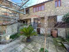 Foto Casa indipendente in vendita a Bagni Di Lucca