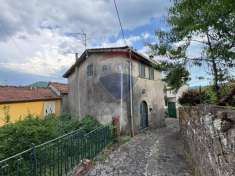 Foto Casa indipendente in vendita a Bagni Di Lucca