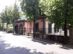 Foto Casa indipendente in vendita a Bagni Di Lucca