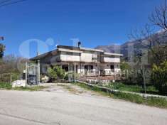 Foto Casa indipendente in vendita a Balsorano