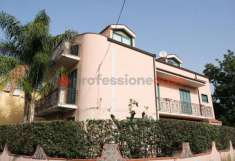 Foto Casa indipendente in vendita a Barcellona Pozzo Di Gotto