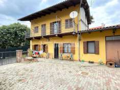Foto Casa indipendente in vendita a Barone Canavese