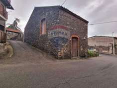 Foto Casa indipendente in vendita a Belpasso - 3 locali 900mq