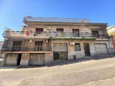 Foto Casa indipendente in vendita a Belpasso - 8 locali 315mq