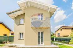 Foto Casa indipendente in vendita a Besnate