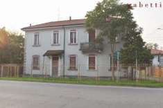 Foto Casa indipendente in vendita a Boffalora Sopra Ticino - 5 locali 265mq