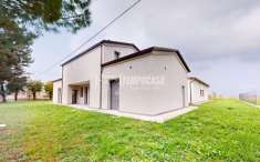 Foto Casa indipendente in vendita a Bondeno