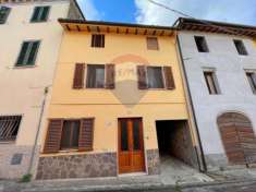 Foto Casa indipendente in vendita a Borgo A Mozzano - 5 locali 90mq