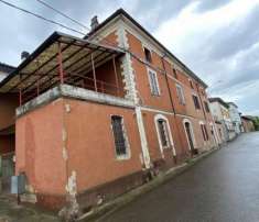 Foto Casa indipendente in vendita a Borgonovo Val Tidone - 5 locali 278mq
