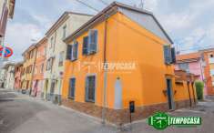 Foto Casa indipendente in vendita a Borgonovo Val Tidone