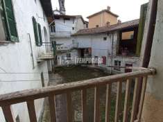 Foto Casa indipendente in vendita a Bosisio Parini