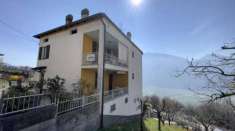 Foto Casa indipendente in vendita a Buglio In Monte - 9 locali 263mq
