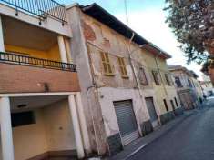 Foto Casa indipendente in vendita a Busto Arsizio - 3 locali 250mq