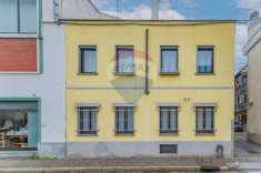 Foto Casa indipendente in vendita a Busto Arsizio