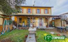 Foto Casa indipendente in vendita a Calvignasco