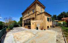Foto Casa indipendente in vendita a Camerano