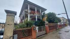 Foto Casa indipendente in vendita a Campiglia Marittima
