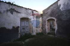 Foto Casa indipendente in vendita a Canicattini Bagni