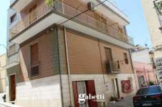 Foto Casa indipendente in vendita a Canosa Di Puglia - 8 locali 230mq