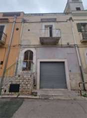 Foto Casa indipendente in Vendita a Canosa di Puglia