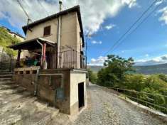 Foto Casa indipendente in vendita a Caporciano - 5 locali 150mq