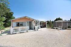 Foto Casa indipendente in vendita a Capranica