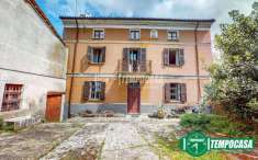 Foto Casa indipendente in vendita a Carezzano