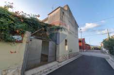 Foto Casa indipendente in vendita a Carinola