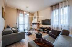 Foto Casa indipendente in vendita a Carpineti