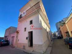Foto Casa indipendente in vendita a Casarano