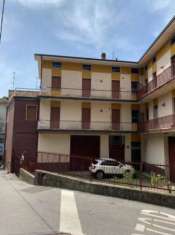 Foto Casa indipendente in vendita a Caslino D'Erba - 5 locali 240mq